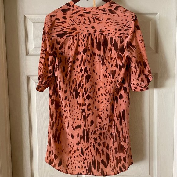 Tucker NYC printed tunic top - Picture 3 of 6